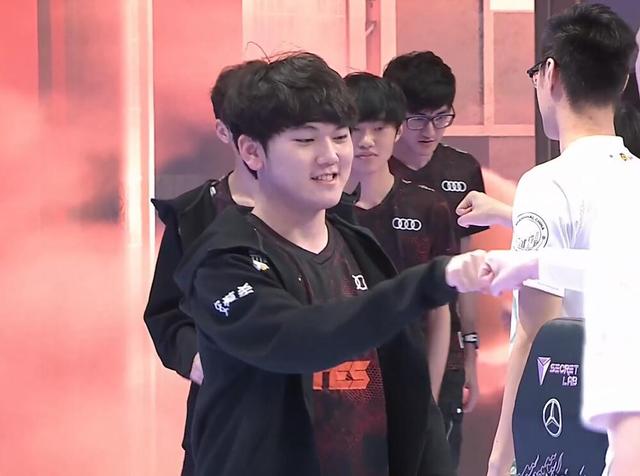 你也去打瓦罗兰特了？NBK-宣布结束CSGO生涯